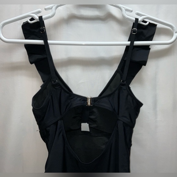 NWT Women’s Cici Bird One Piece Cutout Ruffled Swimsuit Black - Small - Picture 8 of 9